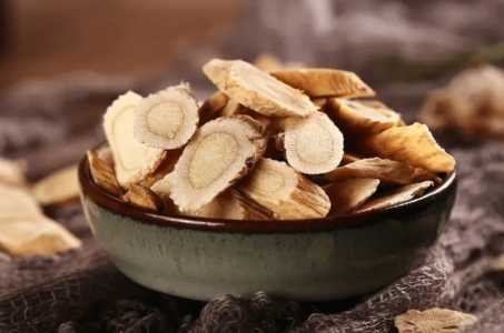 西非适合种什么药材